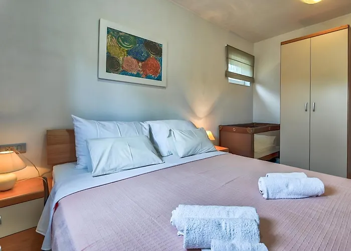 아파트 Teuta_commodious At The